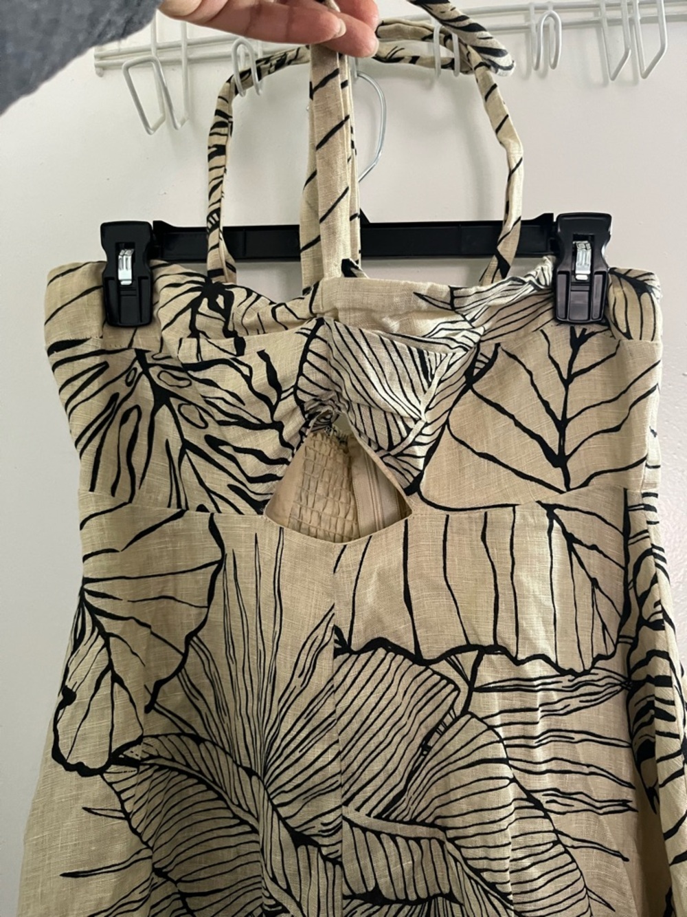 DISSH Beige Maxi Dress with Black Leaf Print - Picture 4 of 9